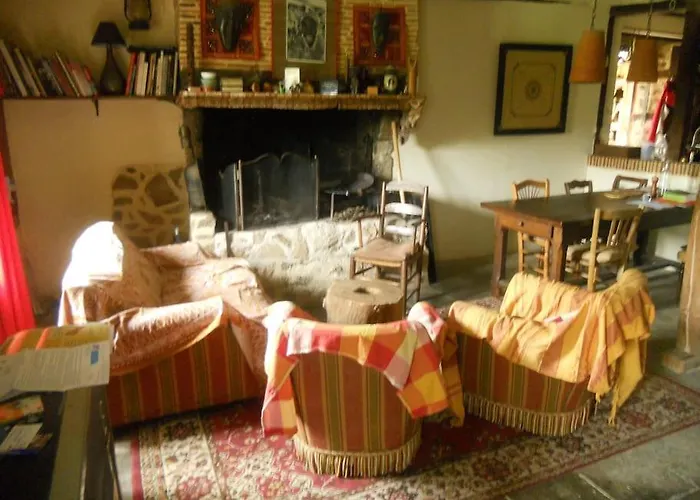 Joli Bois Bed & Breakfast Montrollet